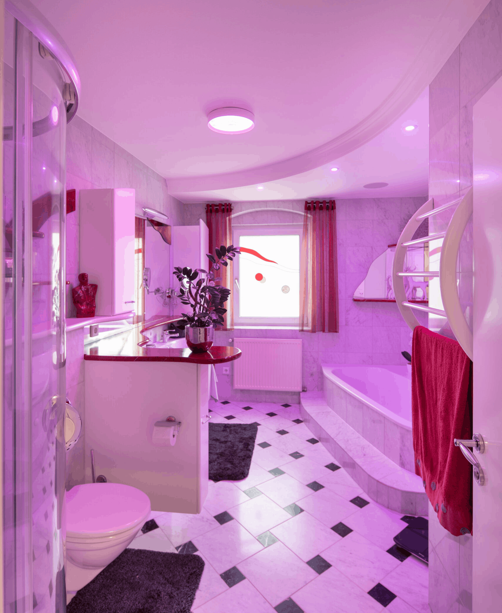 Lighting That Adapts to You | Grapes Smart Tech